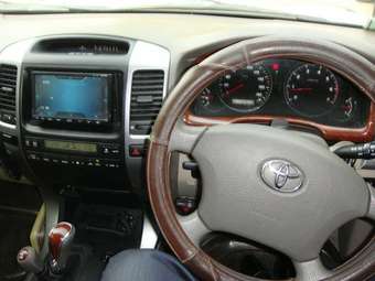 2004 Toyota Land Cruiser Prado Photos