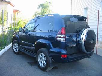 2004 Toyota Land Cruiser Prado Pics
