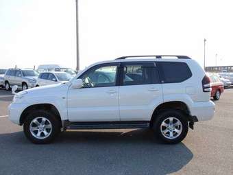 2004 Toyota Land Cruiser Prado Images