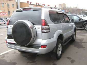 2004 Toyota Land Cruiser Prado Photos