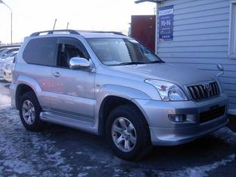 2004 Toyota Land Cruiser Prado Photos