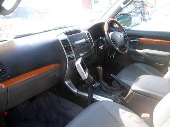 2004 Toyota Land Cruiser Prado Pictures