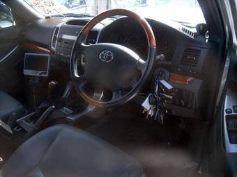 2004 Toyota Land Cruiser Prado Photos
