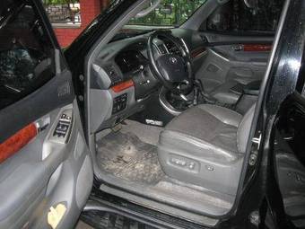 2004 Toyota Land Cruiser Prado Photos