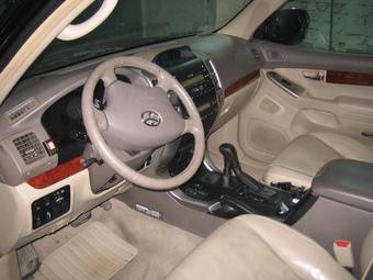 2004 Toyota Land Cruiser Prado Pictures