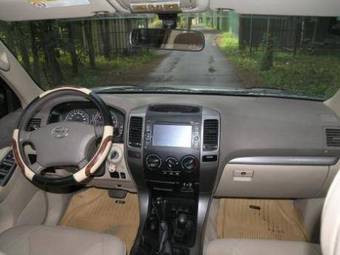 2004 Toyota Land Cruiser Prado Pictures