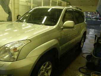 2004 Toyota Land Cruiser Prado Pictures