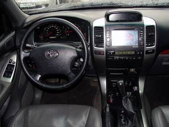 2004 Toyota Land Cruiser Prado Photos