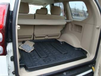 2004 Toyota Land Cruiser Prado Photos