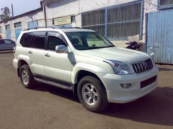 2004 Toyota Land Cruiser Prado Pics