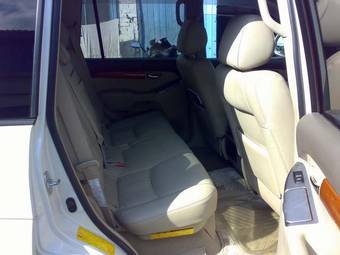 2004 Toyota Land Cruiser Prado Pictures