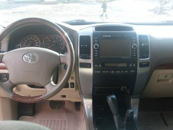 2004 Toyota Land Cruiser Prado Pictures