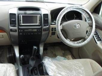 2004 Toyota Land Cruiser Prado Photos