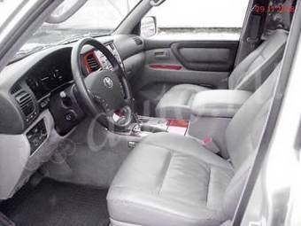 2004 Toyota Land Cruiser Prado Photos