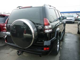 2004 Toyota Land Cruiser Prado Images