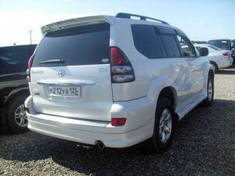 2004 Toyota Land Cruiser Prado Pictures