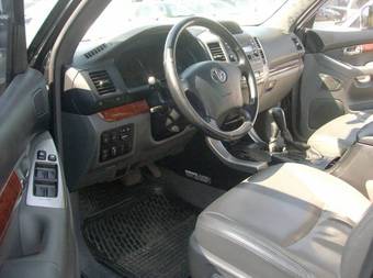 2004 Toyota Land Cruiser Prado Photos