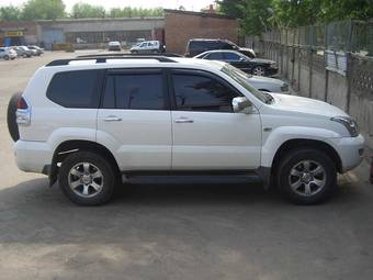 2004 Toyota Land Cruiser Prado Pictures