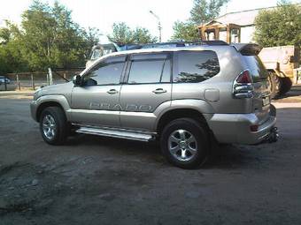 2004 Toyota Land Cruiser Prado Pics