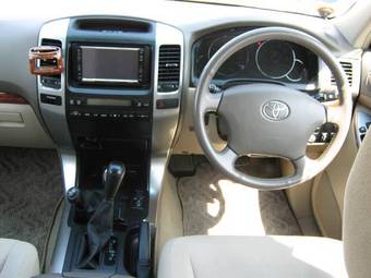 2004 Toyota Land Cruiser Prado Pictures