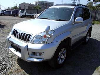 2004 Toyota Land Cruiser Prado Pictures