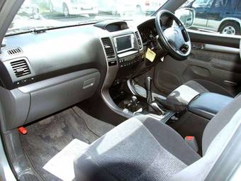 2004 Toyota Land Cruiser Prado Pictures