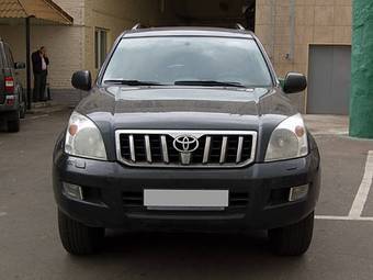 2004 Toyota Land Cruiser Prado Images