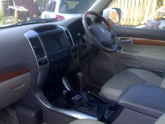 2004 Toyota Land Cruiser Prado Pictures