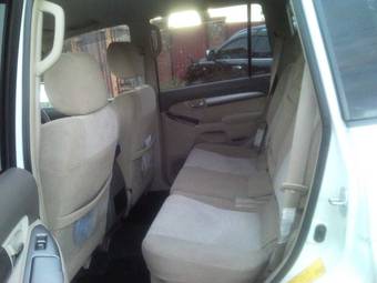 2004 Toyota Land Cruiser Prado Pictures