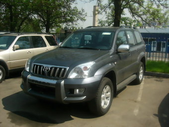 2005 Toyota Land Cruiser Prado Images