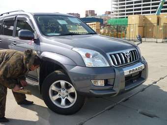 2005 Toyota Land Cruiser Prado Images