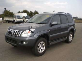 2005 Toyota Land Cruiser Prado Pics