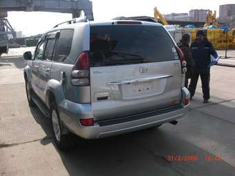 2005 Toyota Land Cruiser Prado Pics