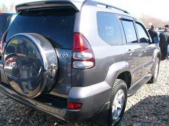 2005 Toyota Land Cruiser Prado Pictures