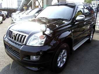 2005 Toyota Land Cruiser Prado Pics