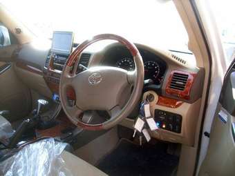 2005 Toyota Land Cruiser Prado Photos