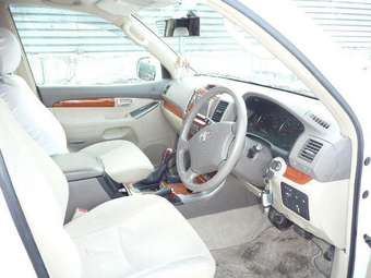 2005 Toyota Land Cruiser Prado Images
