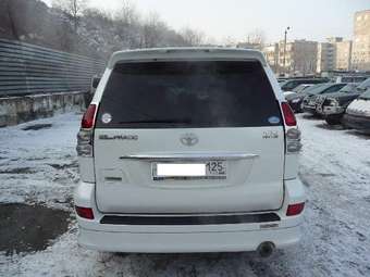 2005 Toyota Land Cruiser Prado Pictures