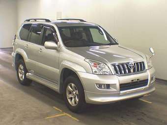 2005 Toyota Land Cruiser Prado Photos