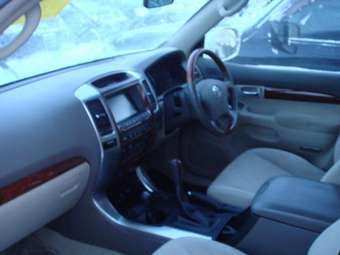 2005 Toyota Land Cruiser Prado Pictures