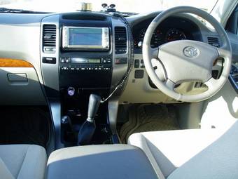 2005 Toyota Land Cruiser Prado Pictures