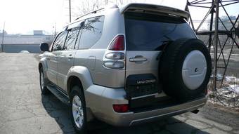 2005 Toyota Land Cruiser Prado Pictures