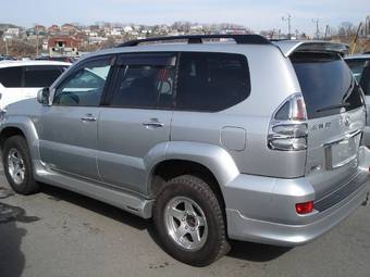 2005 Toyota Land Cruiser Prado Pics