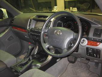 2005 Toyota Land Cruiser Prado Photos