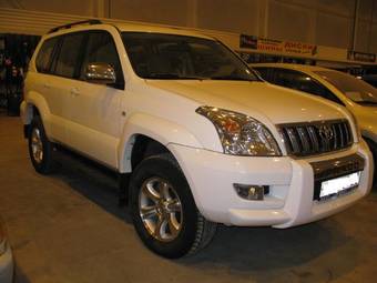 2005 Toyota Land Cruiser Prado Pictures