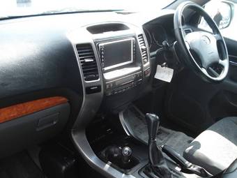 2005 Toyota Land Cruiser Prado Images