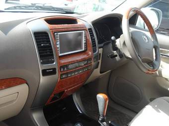 2005 Toyota Land Cruiser Prado Photos