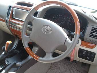 2005 Toyota Land Cruiser Prado Photos