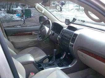 2005 Toyota Land Cruiser Prado Pictures