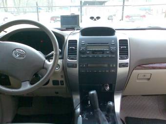 2005 Toyota Land Cruiser Prado Photos